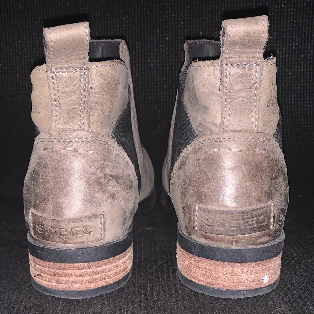 Sorel Women’s Emelie Chelsea Boot’s